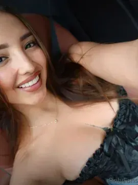 18 Isabella OnlyFans profile photo