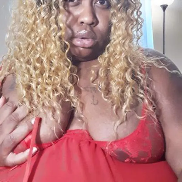 juicylippztwo OnlyFans profile photo