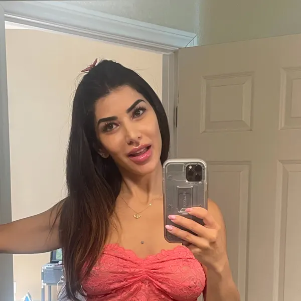 leilasnextdoor OnlyFans profile photo