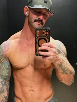 Logan Chase OnlyFans profile photo