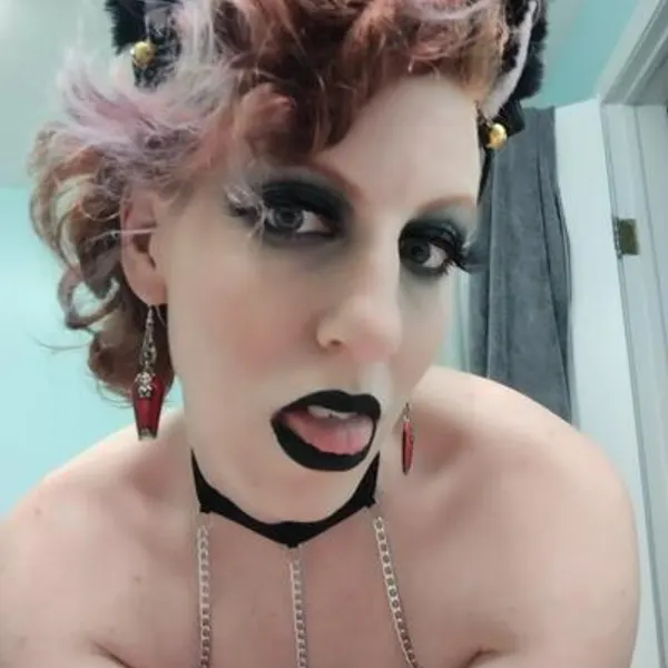 madameringard OnlyFans profile photo