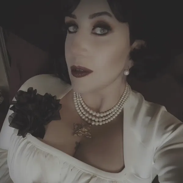 monroemenagerie OnlyFans profile photo