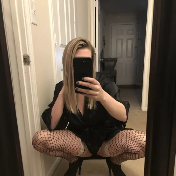 piercedpleasuress OnlyFans profile photo