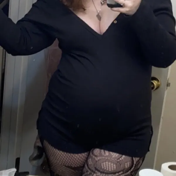 pr3ttyandpr3gnant OnlyFans profile photo