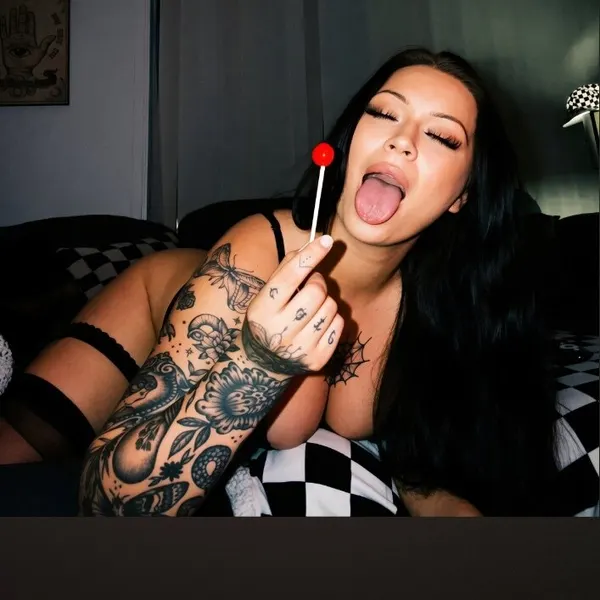 slimpeachhxxx OnlyFans profile photo