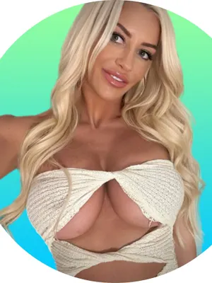 adayinsienna OnlyFans