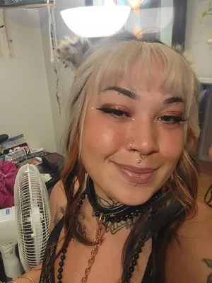 cosmiclilkitten OnlyFans