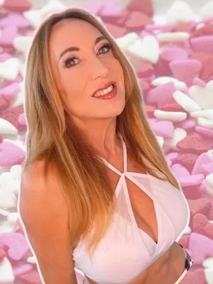 fitcandiegal OnlyFans
