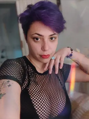lareinalatinaxo OnlyFans