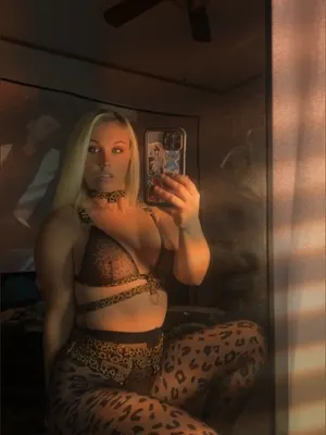 love.purplerose OnlyFans