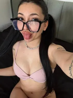Millie OnlyFans