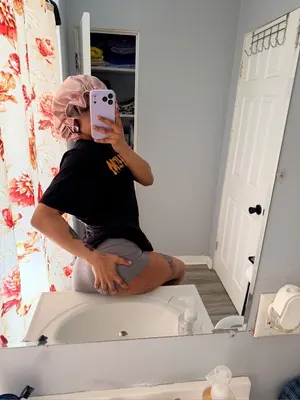 petiteeveee414 OnlyFans