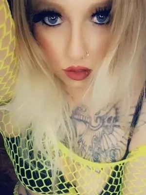 sexyblondemomma OnlyFans