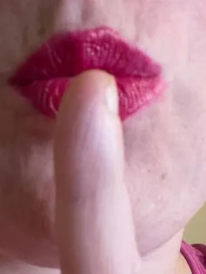 sexylexyred69 OnlyFans