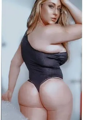 themylfnextdoorvip OnlyFans